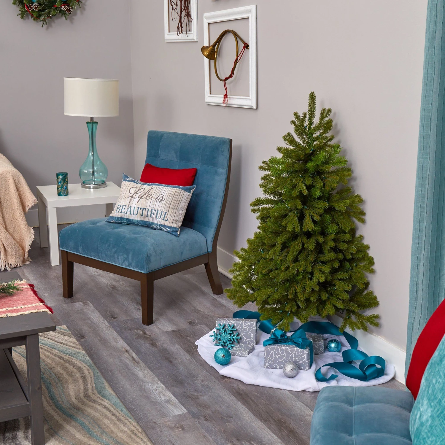 4' Cambridge Spruce Flat Back Artificial Christmas Tree With 100 Warm White (Multifunction) LED Lights And 221 Bendable Branches - Image 10